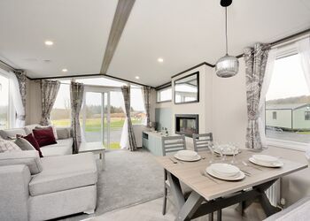 Diamond 3 (Pet) - Coldstream Holiday Park, Coldstream