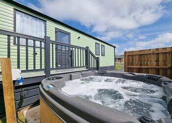 2 Bed Platinum (Pet) - Coldstream Holiday Park, Coldstream