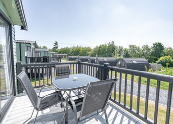 Tweed Retreat2 Bedroom (Pet) - Coldstream Holiday Park, Coldstream