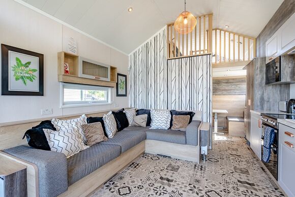 Baird&rsquo;s Chalet (Pet) - Coldstream Holiday Park, Coldstream