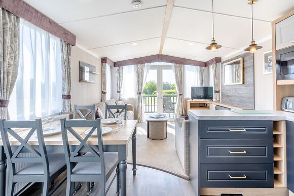 Spa Luxe2 Bedroom - Coldstream Holiday Park, Coldstream