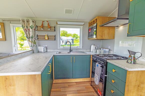 Pergola Spa Luxe2 Bedroom - Coldstream Holiday Park, Coldstream