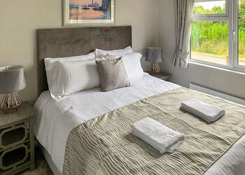 Black Oak - Croft Farm Water Park, Tewkesbury