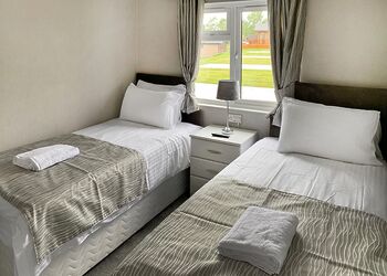 Black Oak - Croft Farm Water Park, Tewkesbury