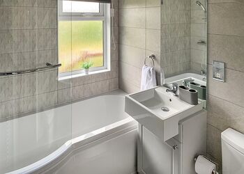 Black Oak - Croft Farm Water Park, Tewkesbury