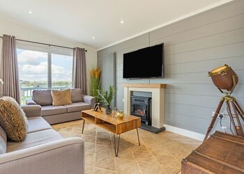 Willow - Croft Farm Water Park, Tewkesbury