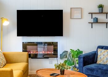 Silver Oak - Croft Farm Water Park, Tewkesbury