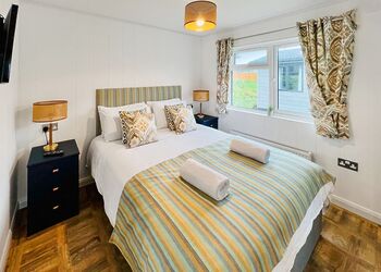 Silver Oak - Croft Farm Water Park, Tewkesbury