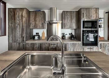 Elm Lodge - Croft Farm Water Park, Tewkesbury