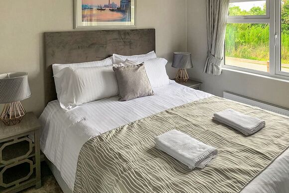 Black Oak - Croft Farm Water Park, Tewkesbury