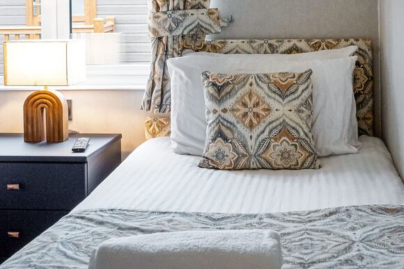 Silver Oak - Croft Farm Water Park, Tewkesbury