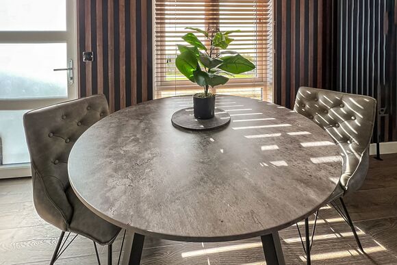 Elm Lodge - Croft Farm Water Park, Tewkesbury