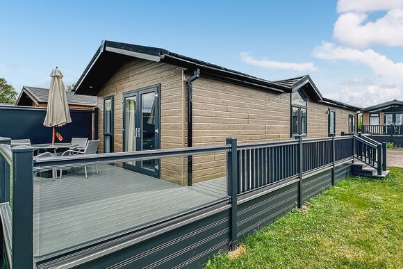 Apple - Croft Farm Water Park, Tewkesbury