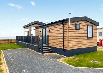 Seaview Luxury 2 (Hot Tub) - Sandy Beach Holiday Park, Bacton