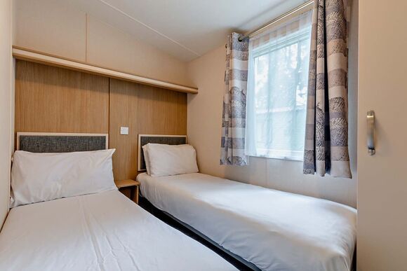 Bronze Premium Caravan with parking, Bronze Premium Caravan with parking P - Challaborough Bay, Nr Bigbury-on-Sea