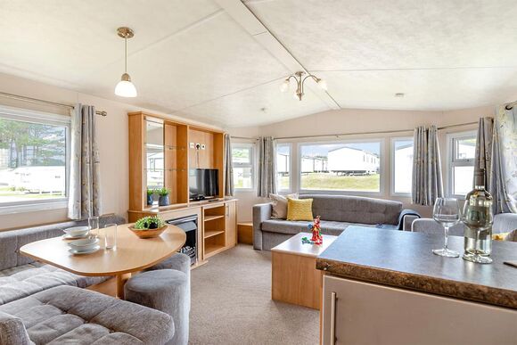 Silver 3 Bedroom Caravan, Sleeps 8 - Challaborough Bay, Nr Bigbury-on-Sea