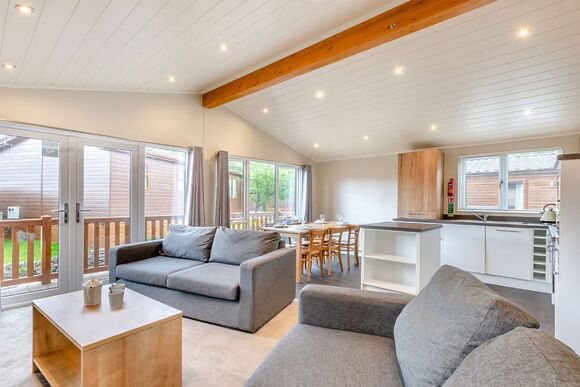 Superior Lodge with parking, ensuite & decking - Challaborough Bay, Nr Bigbury-on-Sea