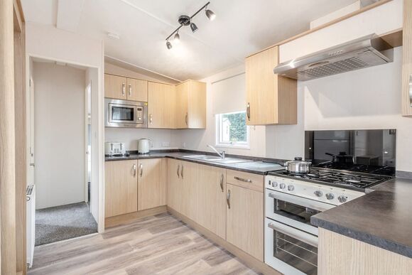 Gold Premium Caravan. With parking, ensuite, deck P - Challaborough Bay, Nr Bigbury-on-Sea