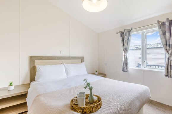 Prestige Lodge. Parking, ensuite, deck, sea view P - Challaborough Bay, Nr Bigbury-on-Sea