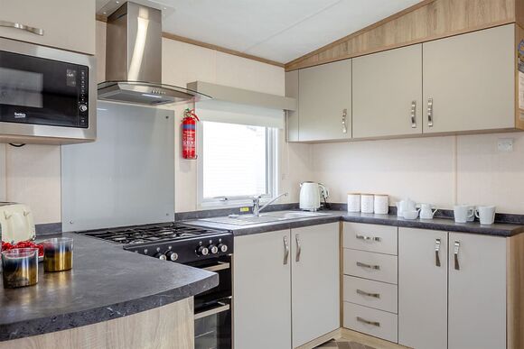 Gold Premium 3 slps 8 parking, decking, sea view, Gold Premium Caravan with parking & decking, Gold Premium Caravan with parking & decking P - Challaborough Bay, Nr Bigbury-on-Sea