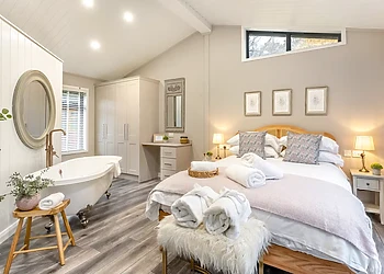 The Retreat - Charlesworth Lodges, Glossop