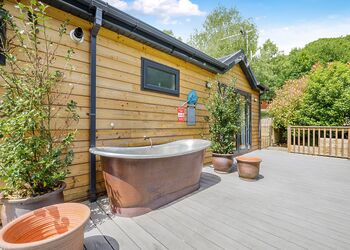 The Retreat - Charlesworth Lodges, Glossop