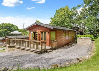 Coombes View Lodge - Charlesworth Lodges, Glossop