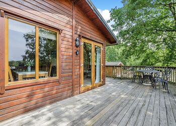Coombes View Lodge - Charlesworth Lodges, Glossop