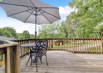 Amour Lodge - Charlesworth Lodges, Glossop