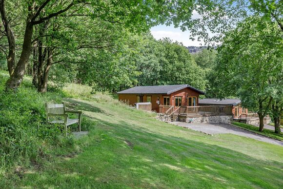 Coombes View Lodge - Charlesworth Lodges, Glossop