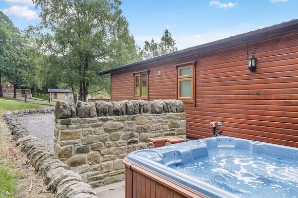 Coombes View Lodge - Charlesworth Lodges, Glossop