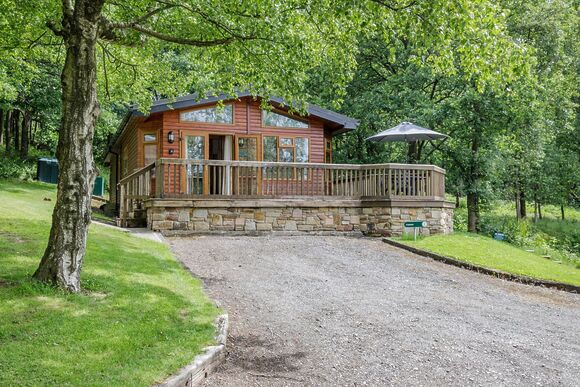 Amour Lodge - Charlesworth Lodges, Glossop