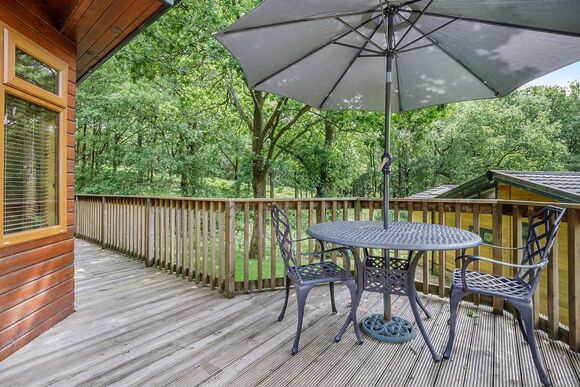 Amour Lodge - Charlesworth Lodges, Glossop