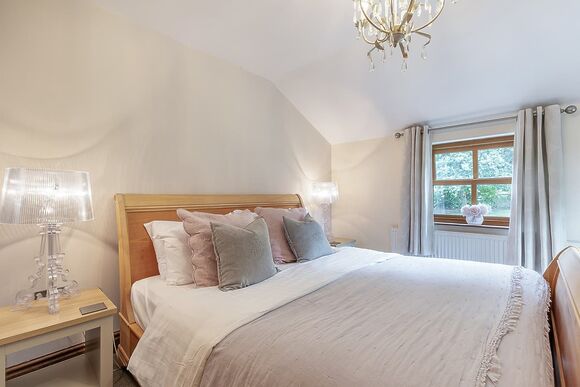 The Old Barn Cottage - Charlesworth Lodges, Glossop