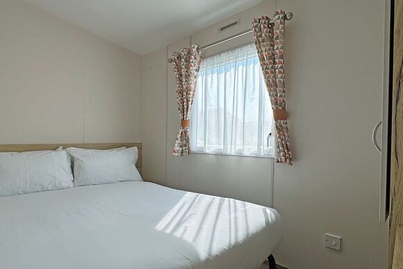 Poplar Standard - The Chase Holiday Park, Ingoldmells, Nr Skegness