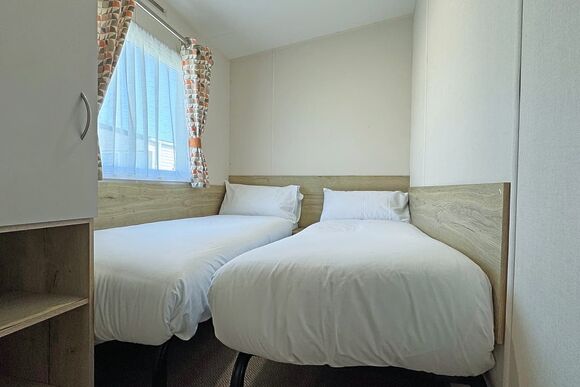 Poplar Standard - The Chase Holiday Park, Ingoldmells, Nr Skegness