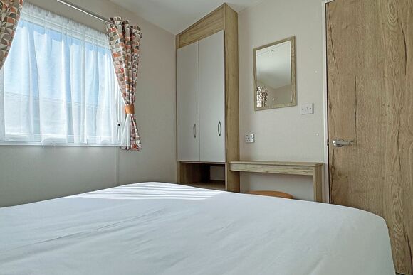 Poplar Standard - The Chase Holiday Park, Ingoldmells, Nr Skegness