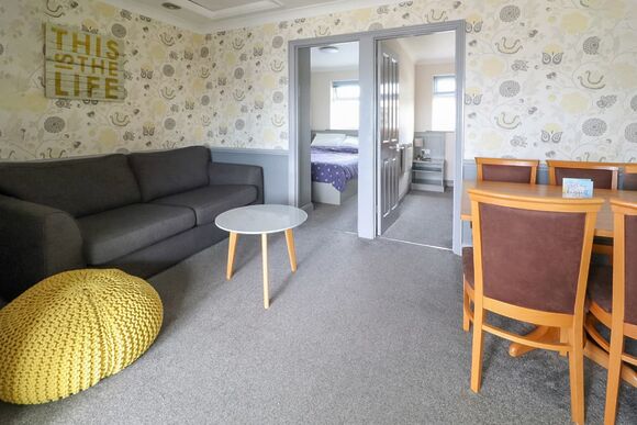 Chesil View Apartment - Chesil Beach Holiday Park, Weymouth