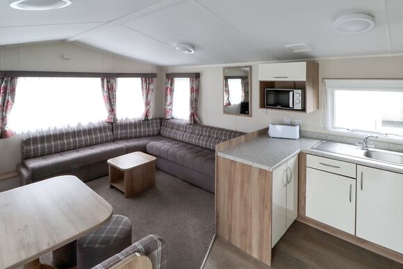 Classic 2 Bedroom Pet Friendly - Chesil Beach Holiday Park, Weymouth