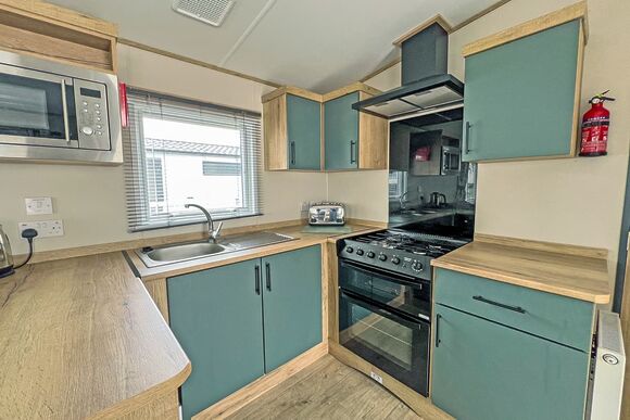 2025 Classic 2 bedroom - Chesil Beach Holiday Park, Weymouth
