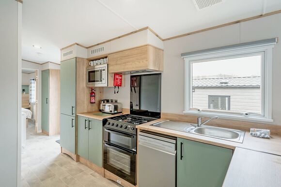 2026 Classic 3 Bedroom - Chesil Beach Holiday Park, Weymouth