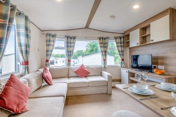 Bronze 2 Bedroom Caravan, Sleeps 4 - Cherry Tree, Burgh Castle, Great Yarmouth