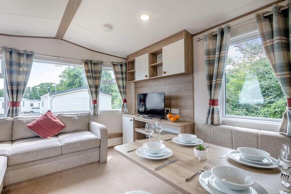Bronze 2 Bedroom Caravan, Sleeps 4 - Cherry Tree, Burgh Castle, Great Yarmouth