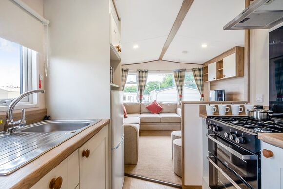 Bronze 2 Bedroom Caravan, Sleeps 4 - Cherry Tree, Burgh Castle, Great Yarmouth