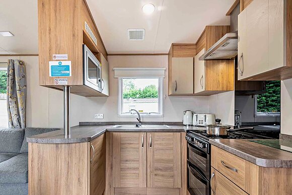 Gold 3 Caravan, Sleeps 8 parking, decking P - Cherry Tree, Burgh Castle, Great Yarmouth