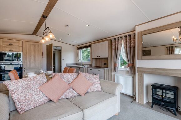 Gold Premium 2, Slps 6, parking, ensuite, decking P, Gold Premium Caravan with parking, ensuite & decking - Cherry Tree, Burgh Castle, Great Yarmouth