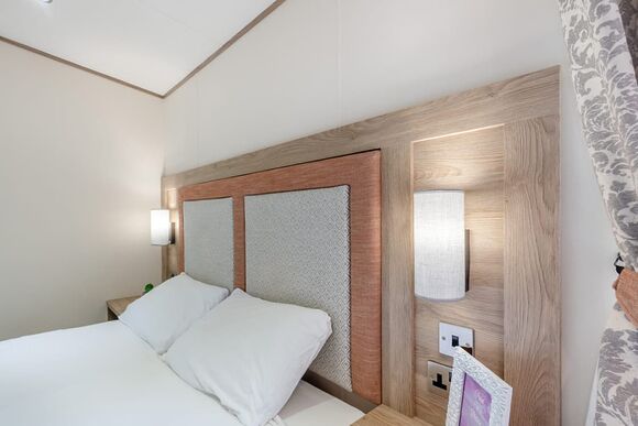 Gold Premium 2, Slps 6, parking, ensuite, decking P, Gold Premium Caravan with parking, ensuite & decking - Cherry Tree, Burgh Castle, Great Yarmouth