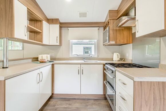 Gold 3 Premium Caravan with decking, Gold Premium 3, Slps 8, decking P - Cherry Tree, Burgh Castle, Great Yarmouth