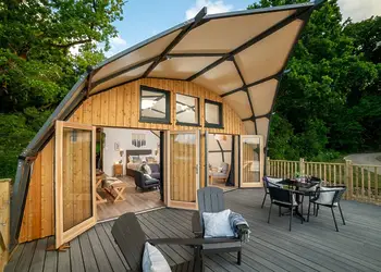 Luxury Cocoon - Clawford Lakes Resort and Spa, Clawton, Nr Holsworthy