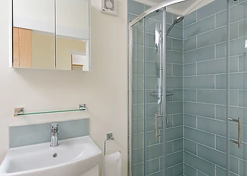 Orchard Luxury 2 CL Hot Tub Pet 